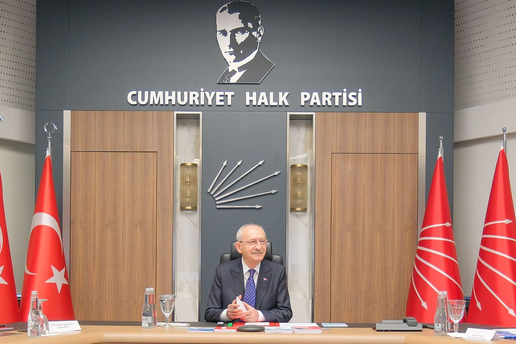 Kılıçdaroğlu imzayı attı: CHP'de kiritk PM toplantısı tarihi belli oldu